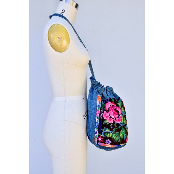 Floral Embroidered Bag - Colorful Embroidery Bag - Denim Bag - Hand Embroidered - Picture 7 of 10